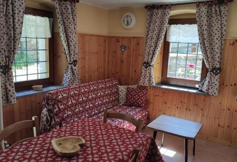 דירת חדר עם טרסה, Casa Vacanze: Maison Des Gnomes