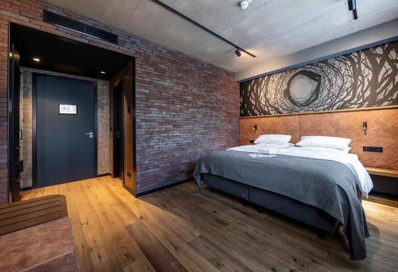 舒适型房间, Liebesbier Urban Art & Smart