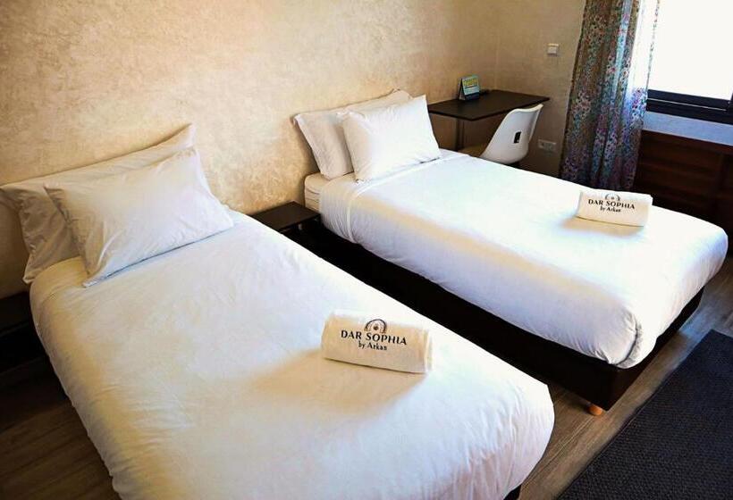 带阳台的三人标准间, Dar Sophia By Arkan Eljadida
