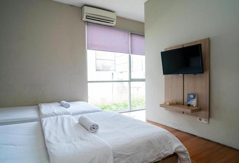 高级大房间, Three J Residence 2