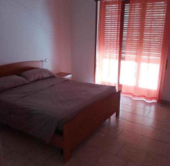 اتاق استاندارد, Casa Peo