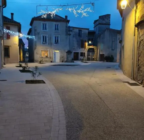 Standard-huone, Les Greniers Du Château