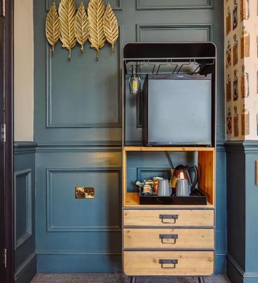 带大床的高级房间, Brewhouse And Kitchen