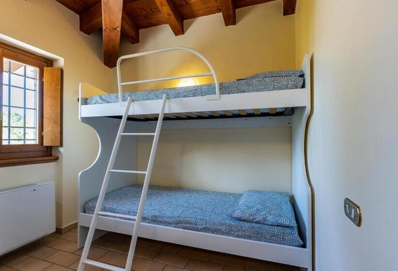 Апартаменты 1 Спальня Вид на Бассейн, Il Casale Lonato   By Host4u