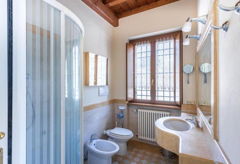 Апартаменты 2 Спальни, Il Casale Lonato   By Host4u