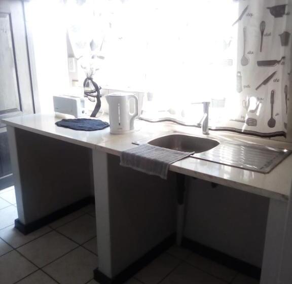 غرفة سوبيريور, The Eden Lodge Boksburg