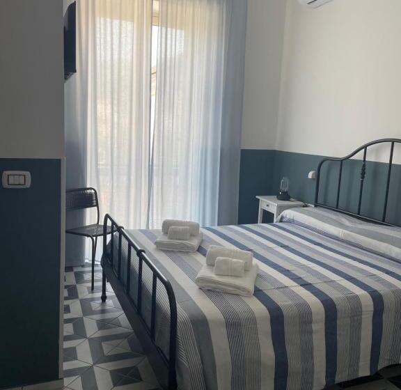 スタンダードルーム, Donna Maria