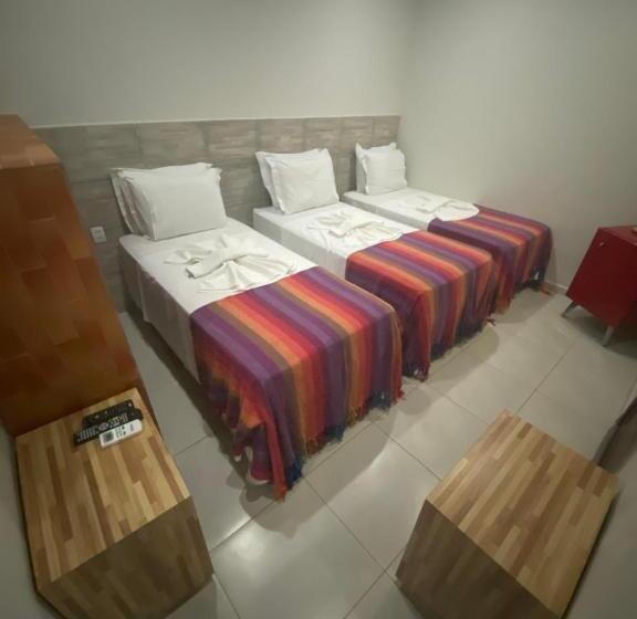 Кровать в Общей Комнате, Noronha Good Vibes Hostel