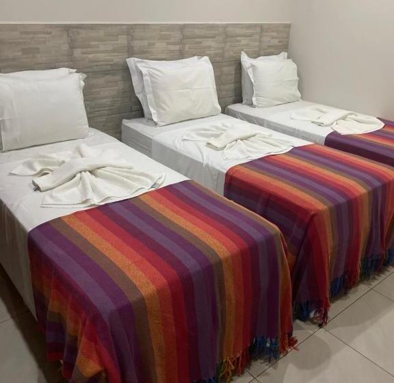 Кровать в Общей Комнате, Noronha Good Vibes Hostel