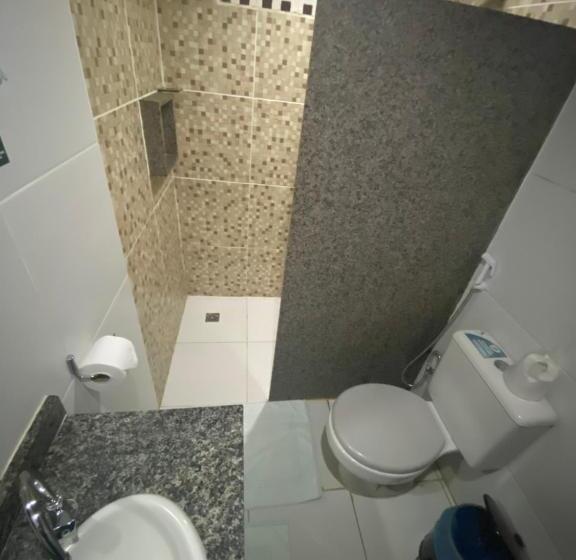 Кровать в Общей Комнате, Noronha Good Vibes Hostel