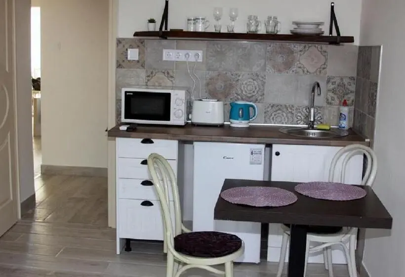 キングサイズベッドのデラックスルーム, River Apartment