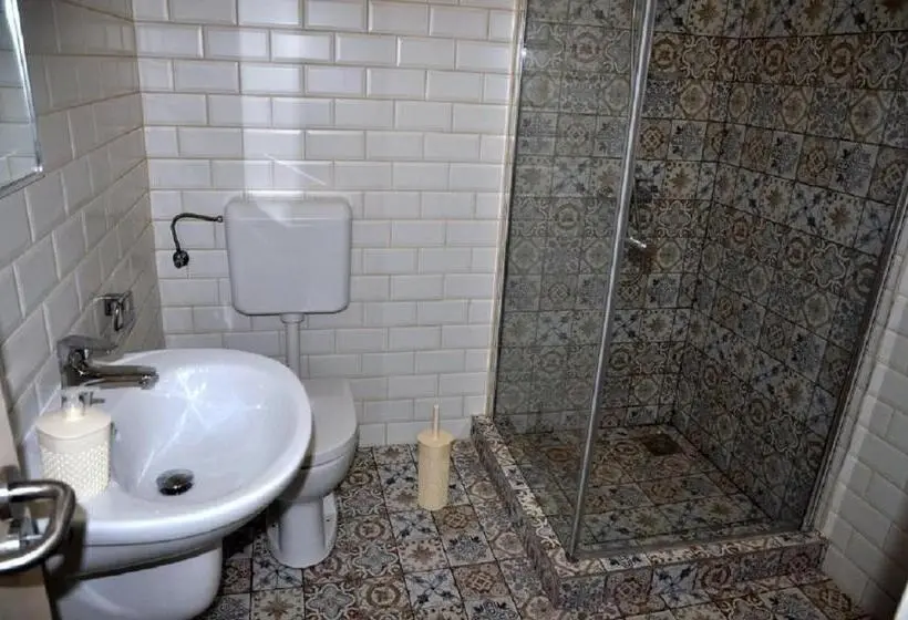 デラックスルーム, River Apartment