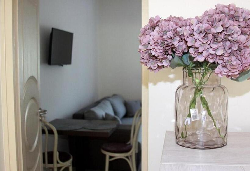 Номер Deluxe, River Apartment