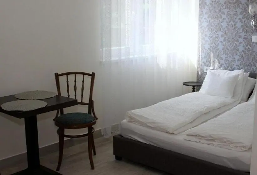 スーペリアールーム, River Apartment