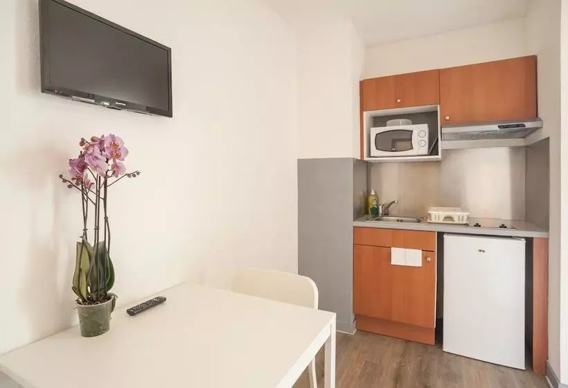 スタンダードスタジオ, City Residence Chelles