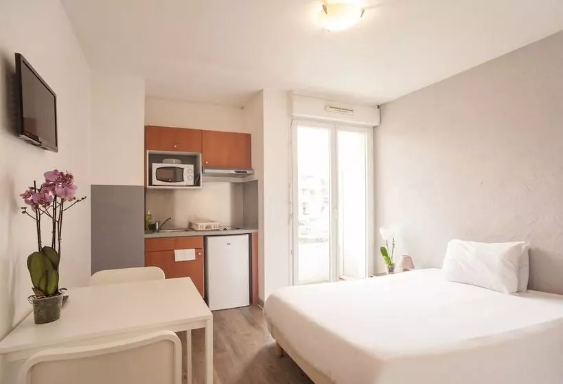 スタンダードスタジオ, City Residence Chelles