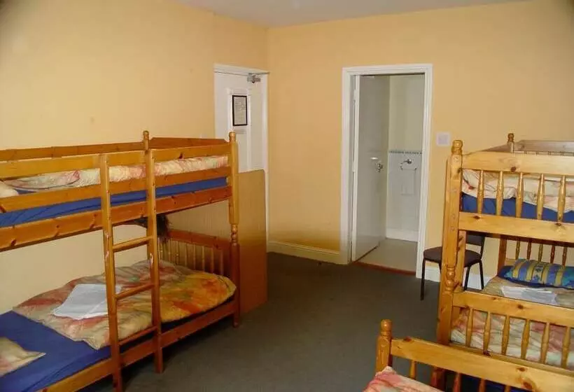 スタンダード４人部屋, Glendalough International Youth Hostel