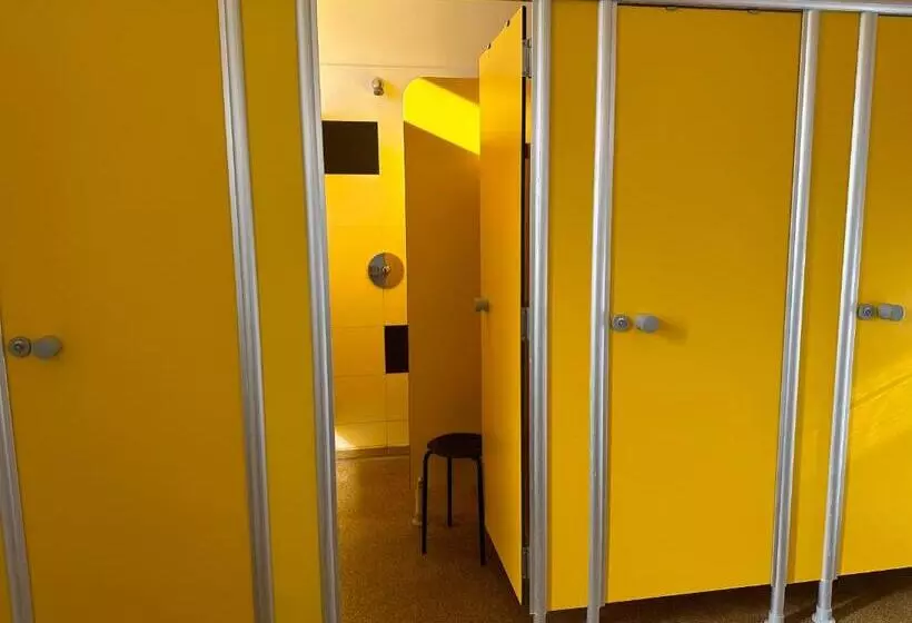 اتاق استاندارد با سرویس بهداشتی مشترک, Grand Hostel Berlin Classic