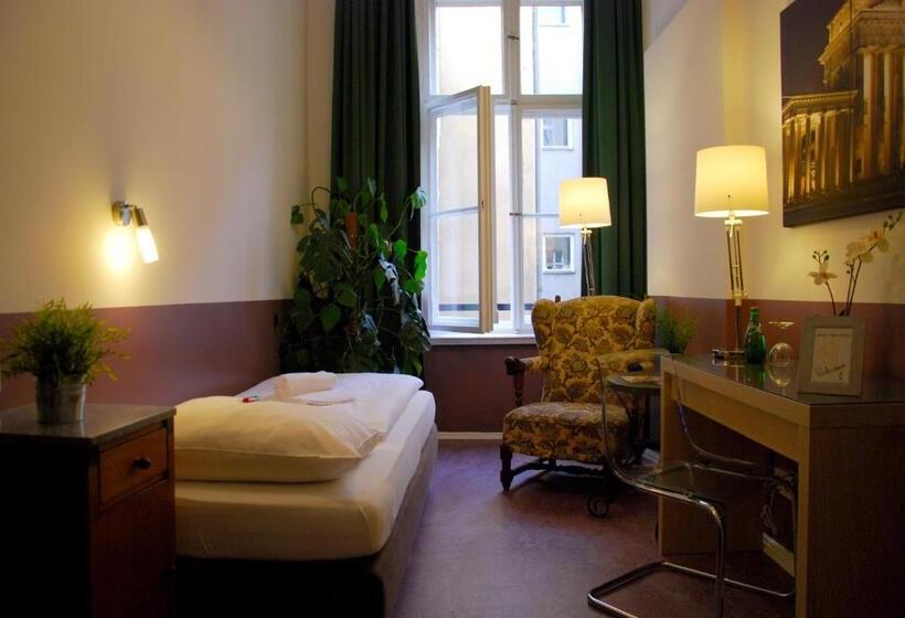 اتاق استاندارد یک تخته با سرویس بهداشتی مشترک, Grand Hostel Berlin Classic