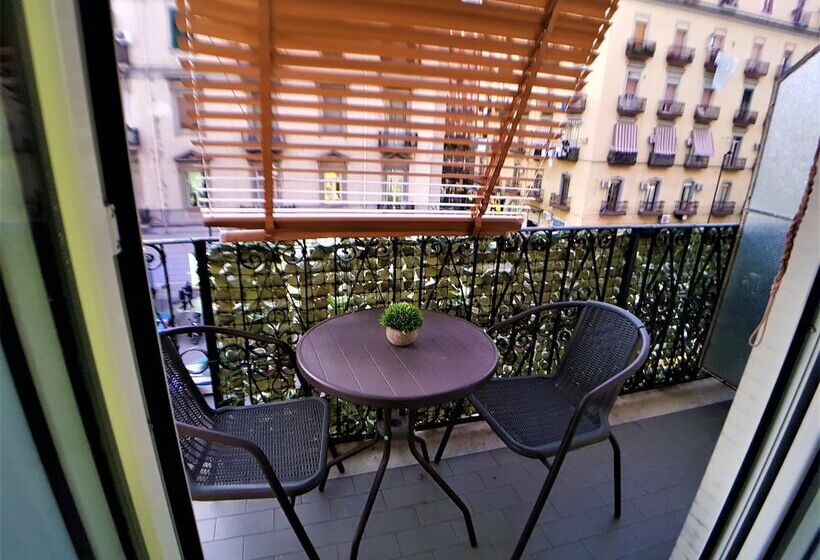 اتاق استاندارد با سرویس بهداشتی مشترک, Ginevra