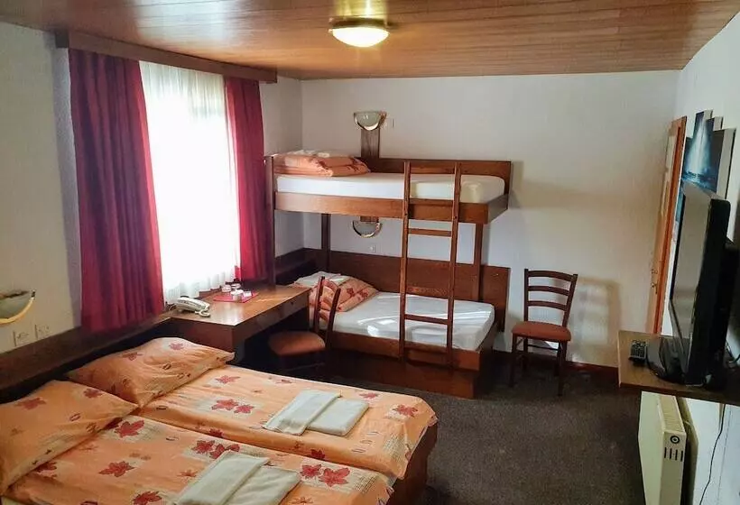 اتاق استاندارد چهار تخته, Pri Ancki B&b Ljubljana Suburbs