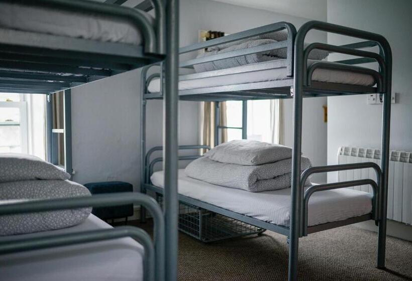 四人标准间, The Woodquay Hostel