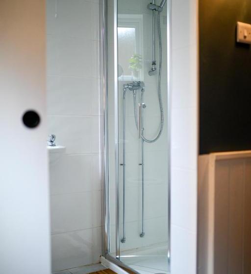 标准单人间, The Woodquay Hostel