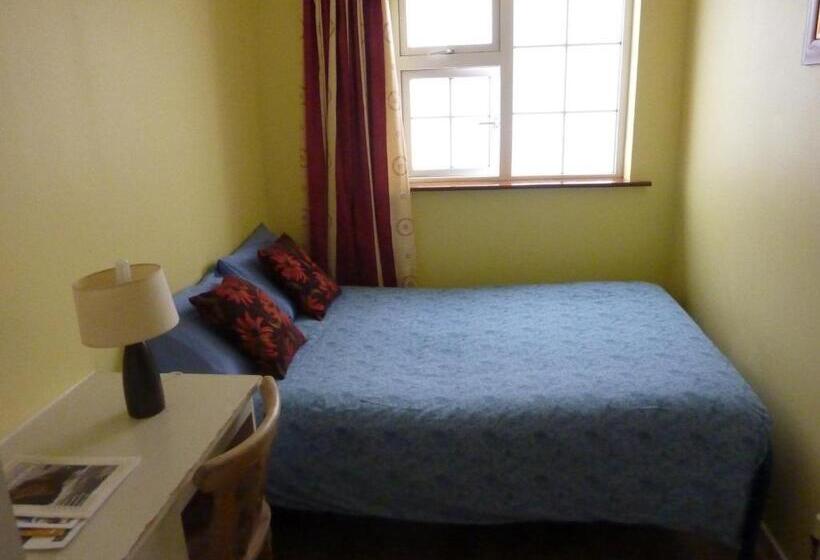 חדר סטנדרט, Neptune's Hostel