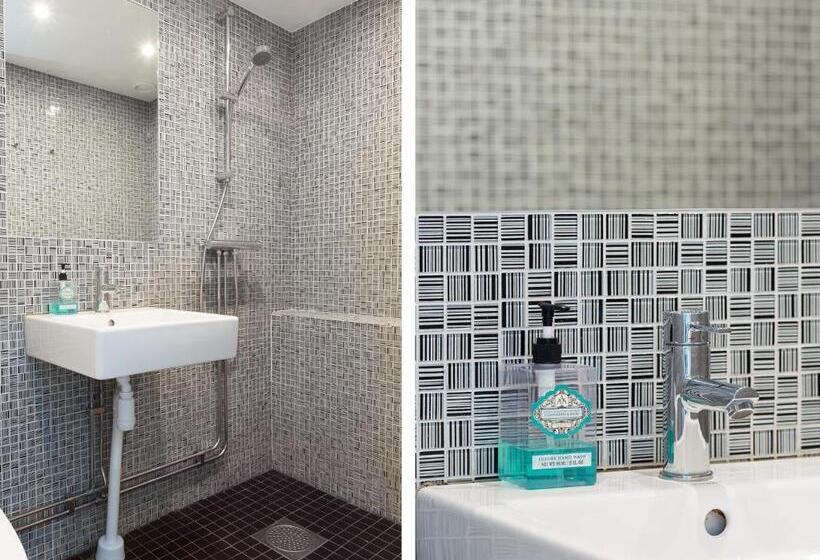 4인용 수피리어 룸, Stockholm Hostel