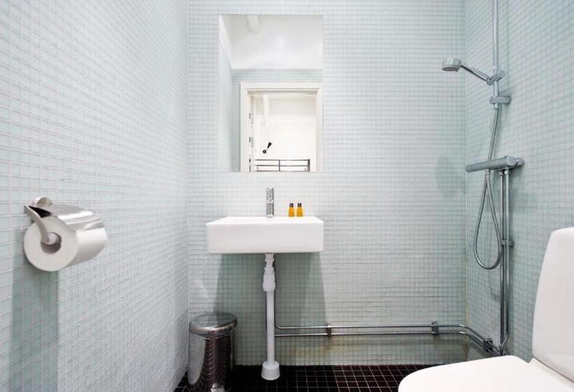 4인용 스탠다드 룸, Stockholm Hostel