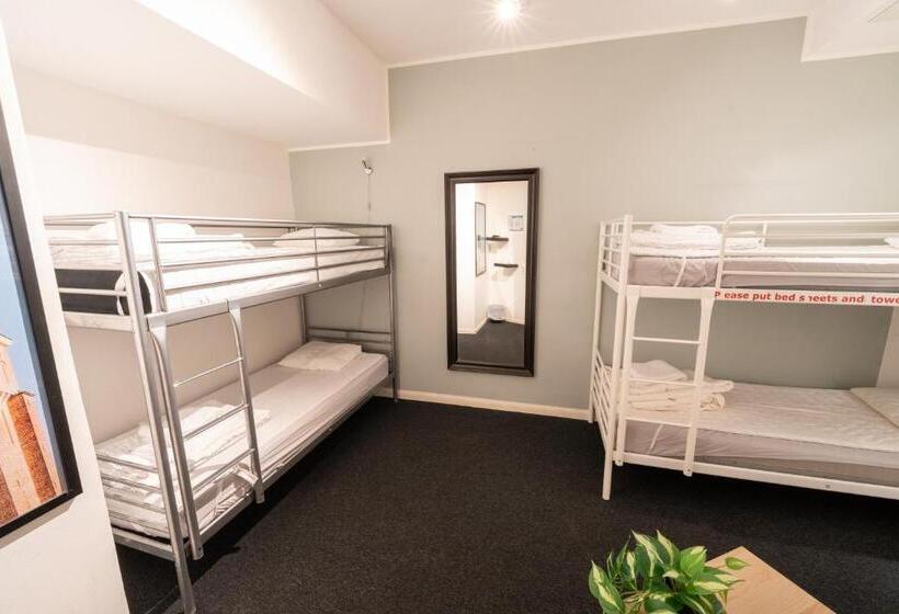 4인용 스탠다드 룸, Stockholm Hostel