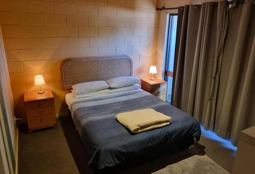 اتاق اکونومی, Mildura Stopover