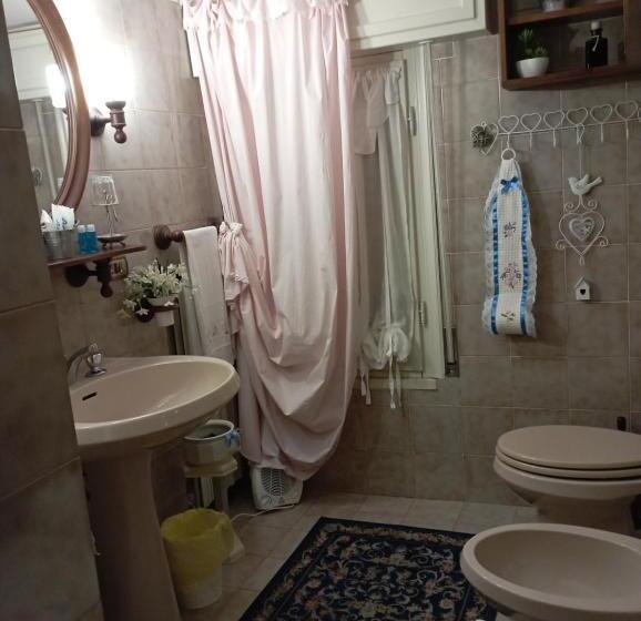 חדר בסיסי, Casa Polè