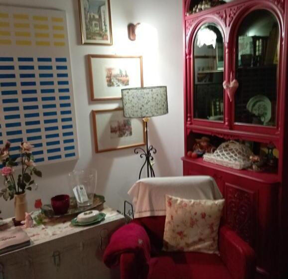 חדר בסיסי, Casa Polè