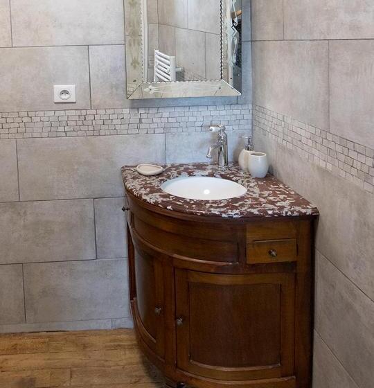 Номер Стандарт, Pat à Touille