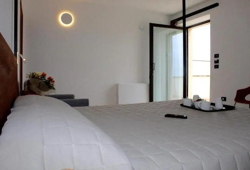 デラックストリプルルーム, Masseria Rifisa Agriresort