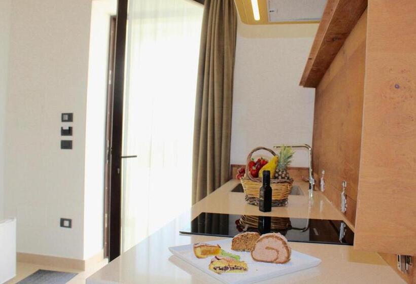 Полулюкс, Masseria Rifisa Agriresort