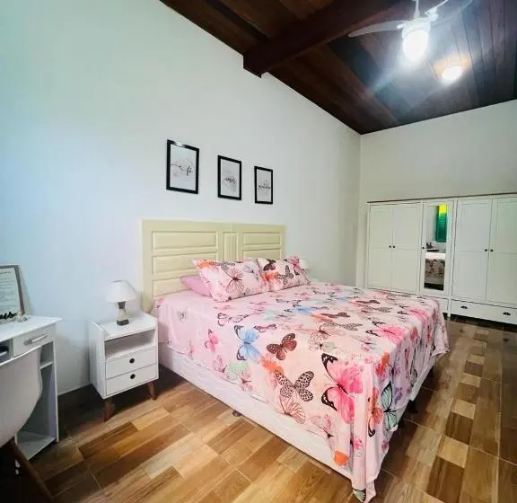 デラックスルーム, Casa Com Piscina