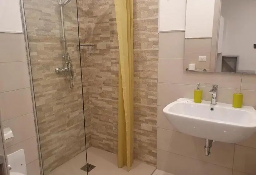 اتاق استاندارد چهار تخته, Sea Beach Home