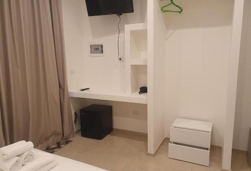 Standard Neljän Hengen Huone, Sea Beach Home