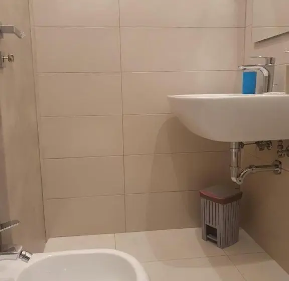 استودیو استاندارد با چشم‌انداز باغ, Sea Beach Home