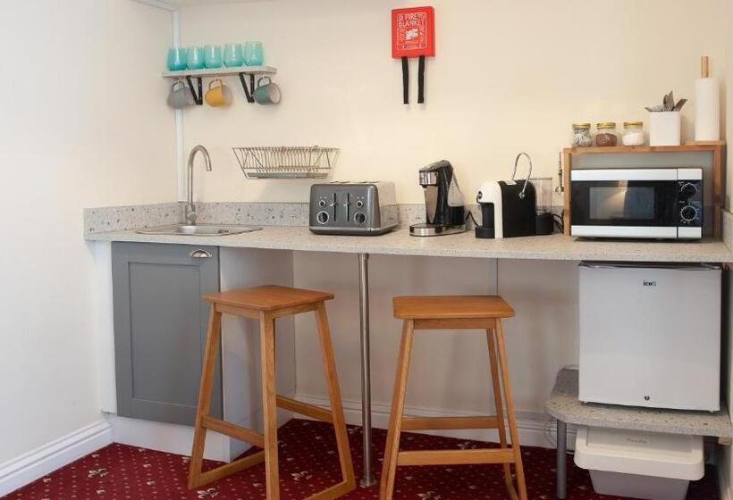 Семейный Номер, The Ramblers Rest Princetown