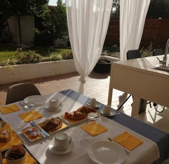 اتاق استاندارد, Covo Del Carbonaro