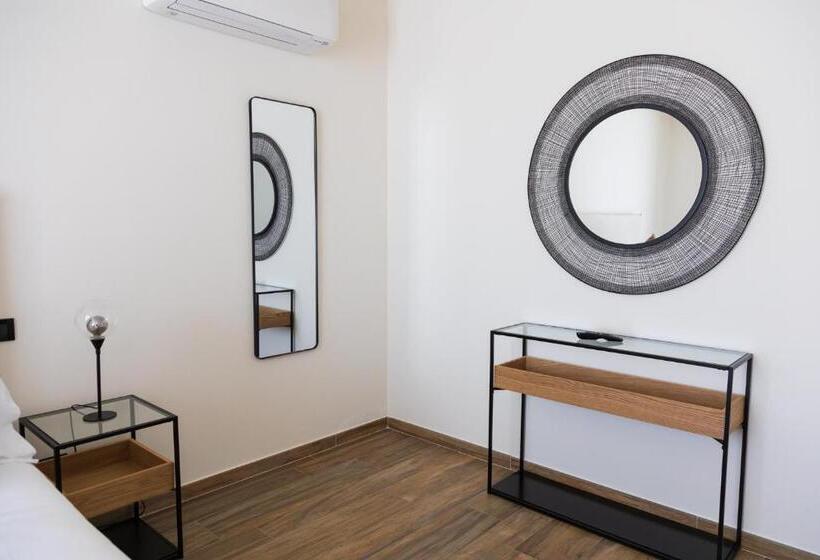 Полулюкс Одноместный с Террасой, Casabianca Resort