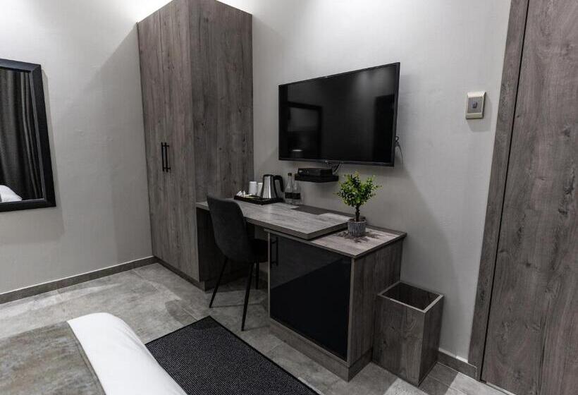 디럭스 스위트, Luxe Suites Boutique