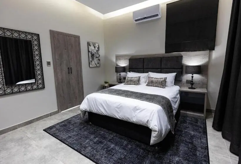デラックススイート, Luxe Suites Boutique