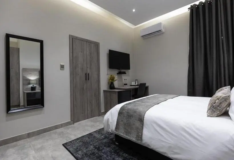 デラックススイート, Luxe Suites Boutique