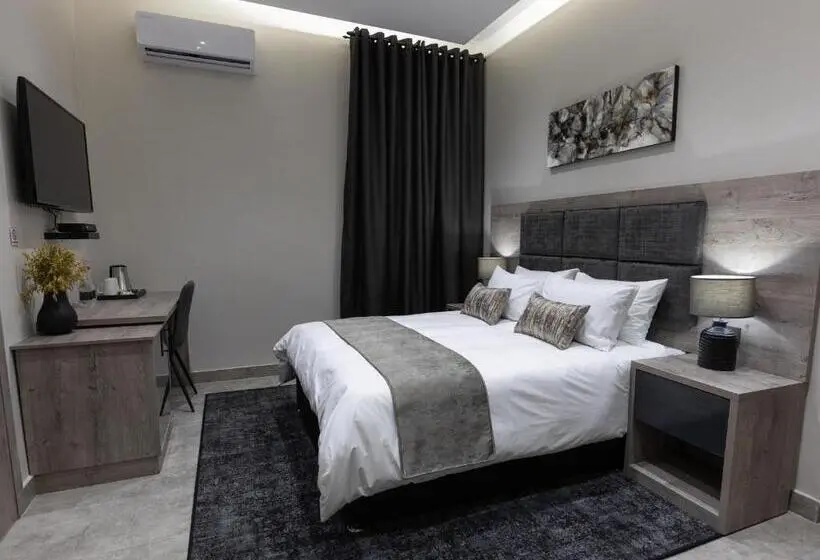 デラックススイート, Luxe Suites Boutique