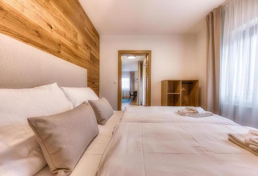 バルコニー付き１ベッドルームアパートメント, Apartmány Filipovice