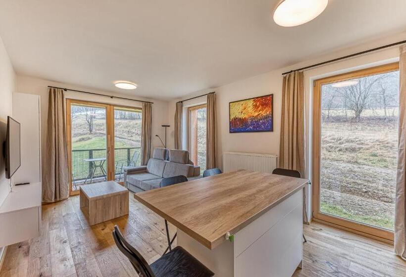 Апартаменты 1 Спальня с Балконом, Apartmány Filipovice